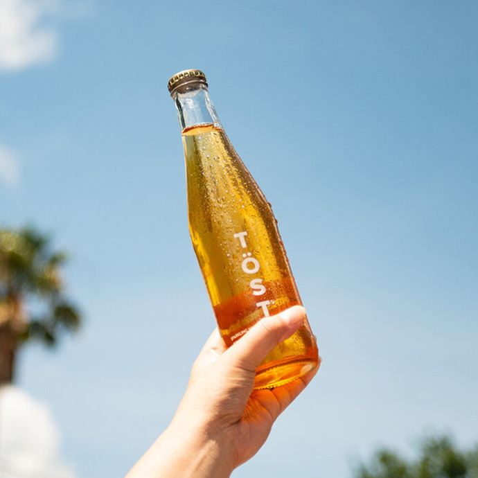 Töst Dry Sparkling Non-Alcoholic Beverage - 12 oz.