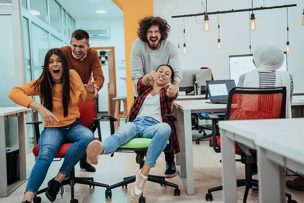 A team doing 5-Minute Team Building Activities